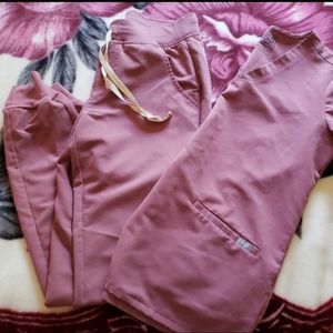 Figs Scrubs Small MAUVE set Zamora